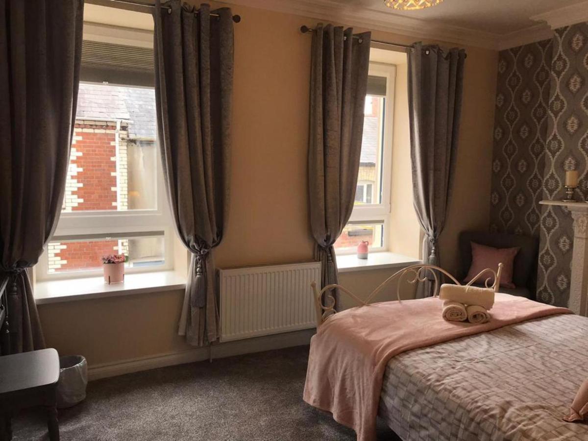 Helens House Derry City Centre Remarkable 3-Bed Екстер'єр фото