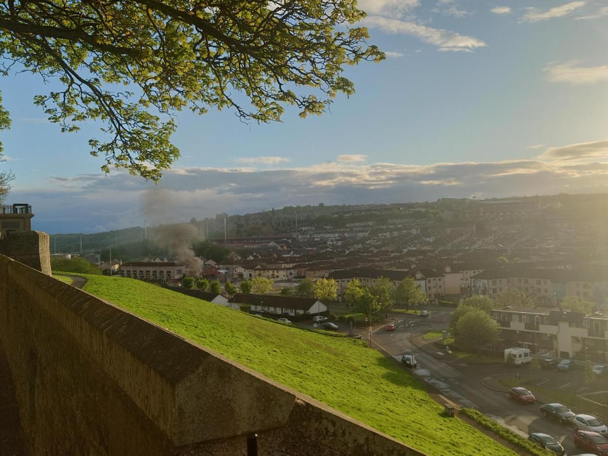 Helens House Derry City Centre Remarkable 3-Bed Екстер'єр фото